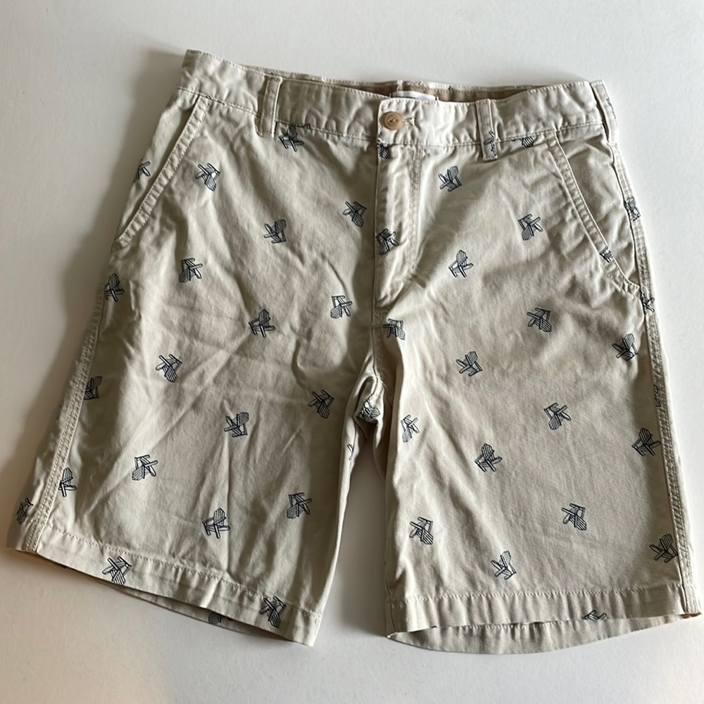 IZOD Saltwater Adirondack Chair Men's Shorts Tan Size 33.